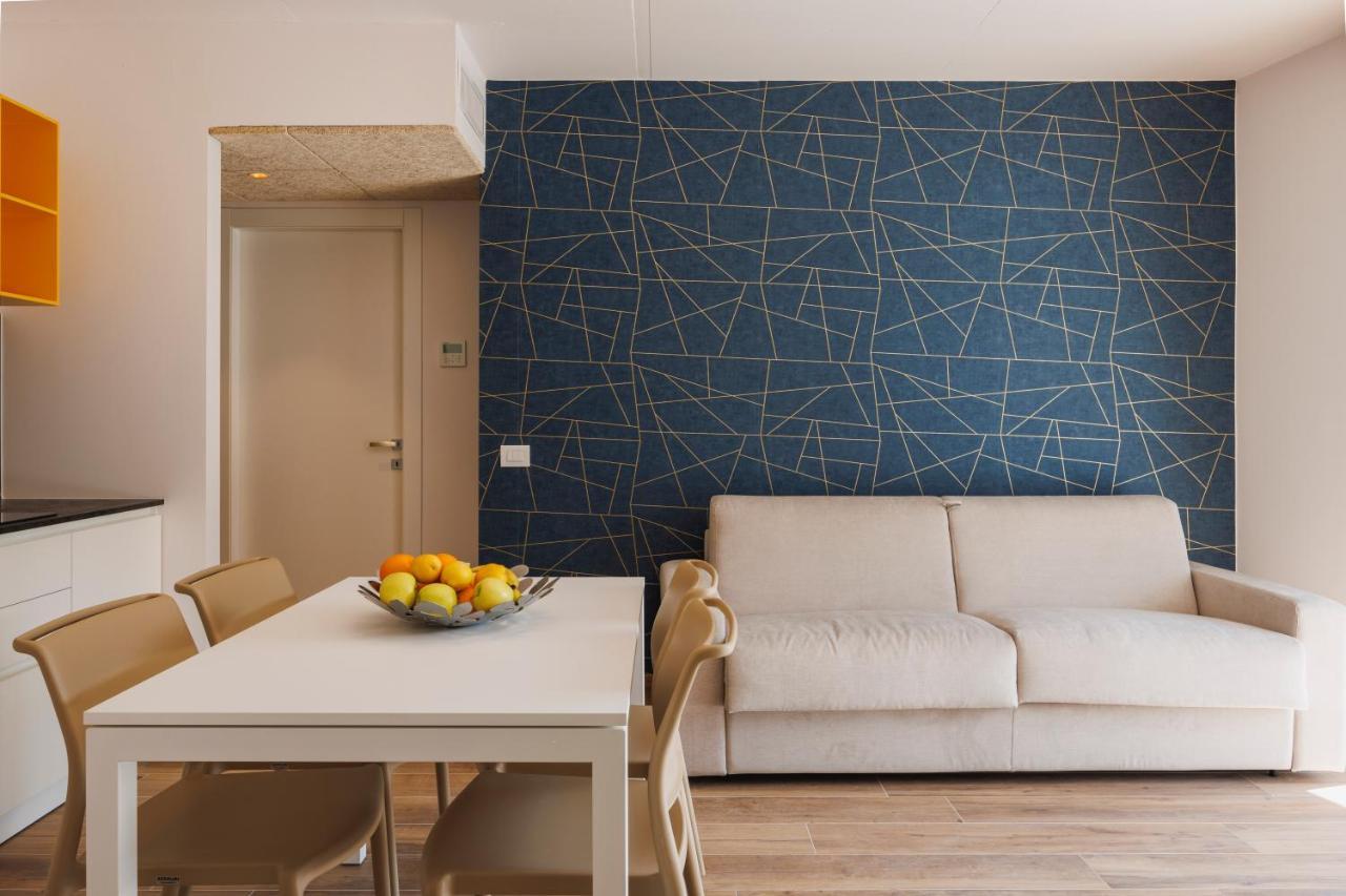 Lake Side Suites Riva del Garda Ngoại thất bức ảnh