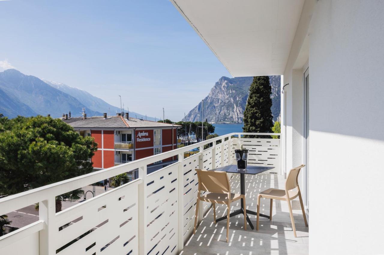 Lake Side Suites Riva del Garda Ngoại thất bức ảnh