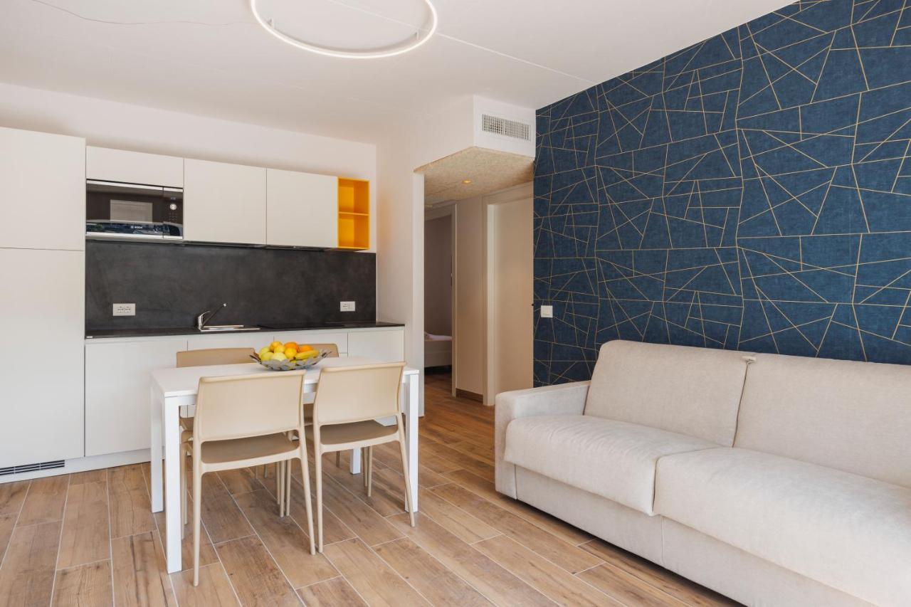 Lake Side Suites Riva del Garda Ngoại thất bức ảnh