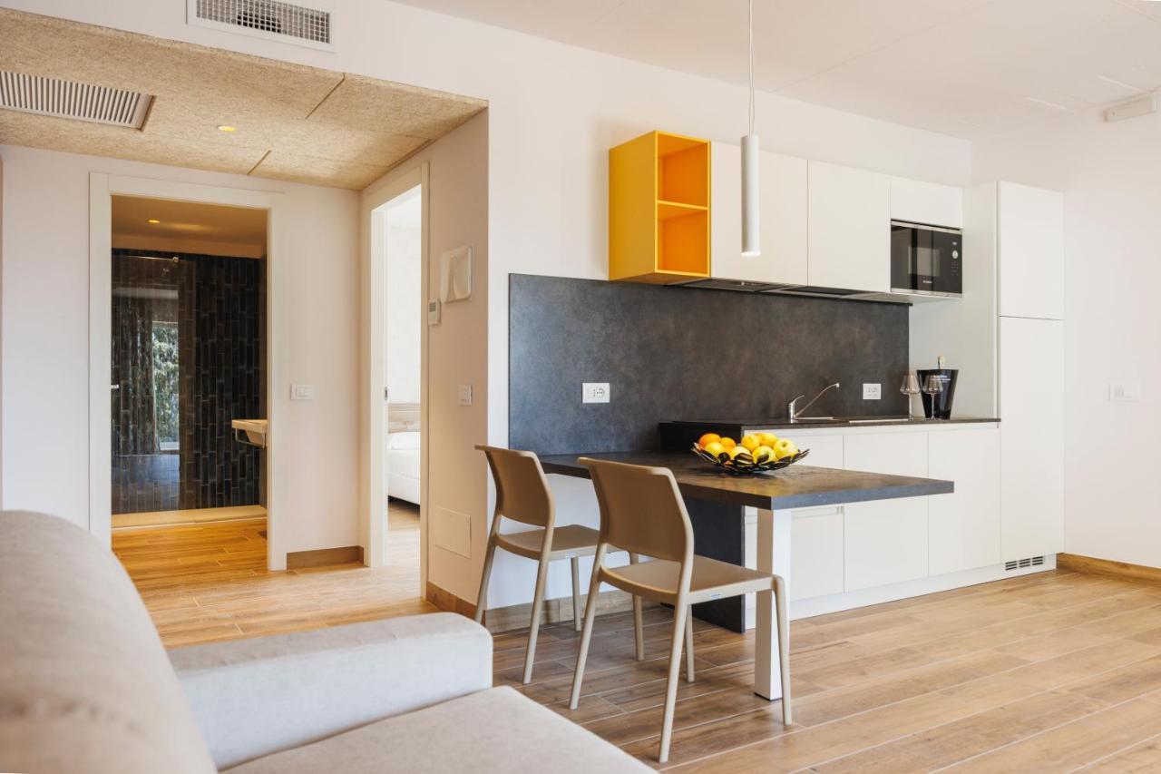 Lake Side Suites Riva del Garda Ngoại thất bức ảnh